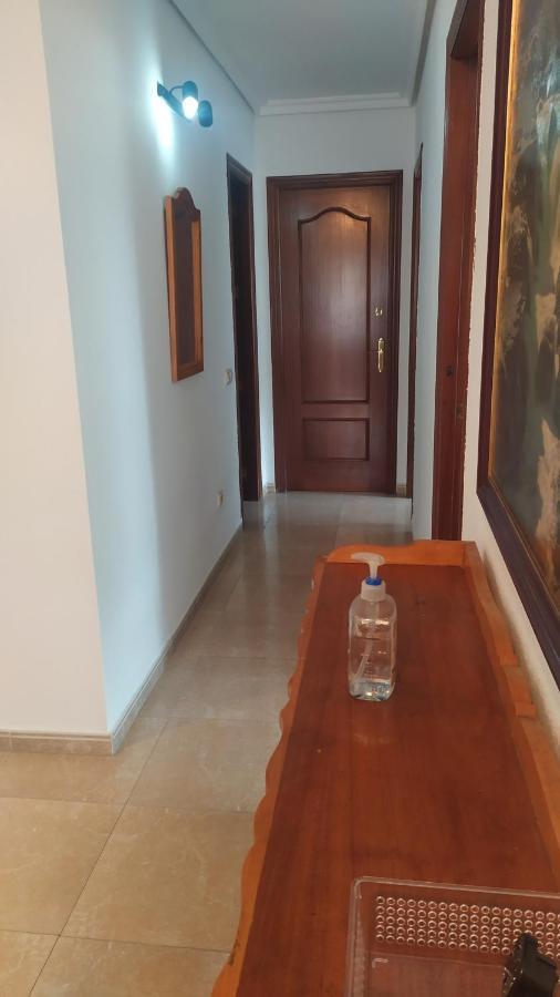 Habitaciones En Frente Del Puerto Αλμερία Εξωτερικό φωτογραφία